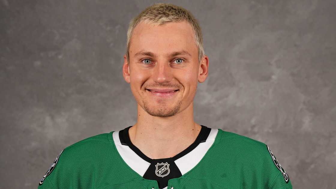 Roope Hintz of the Dallas Stars poses for his official headshot