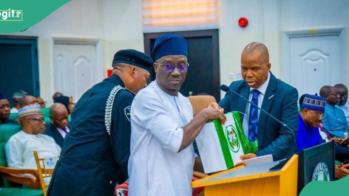 Monday Okpebholo: APC Explains Edo Governor's Gaffe During 2025 Budget Presentation, Video Emerge