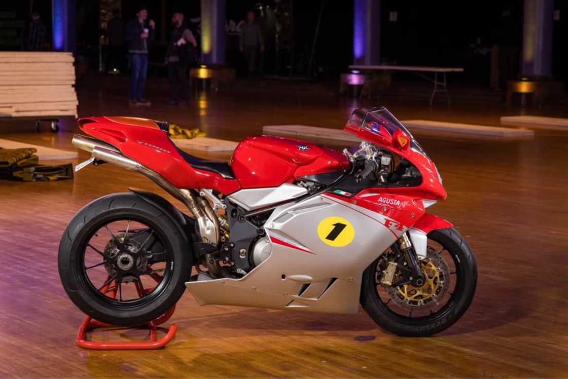 MV Agusta F4 1000R