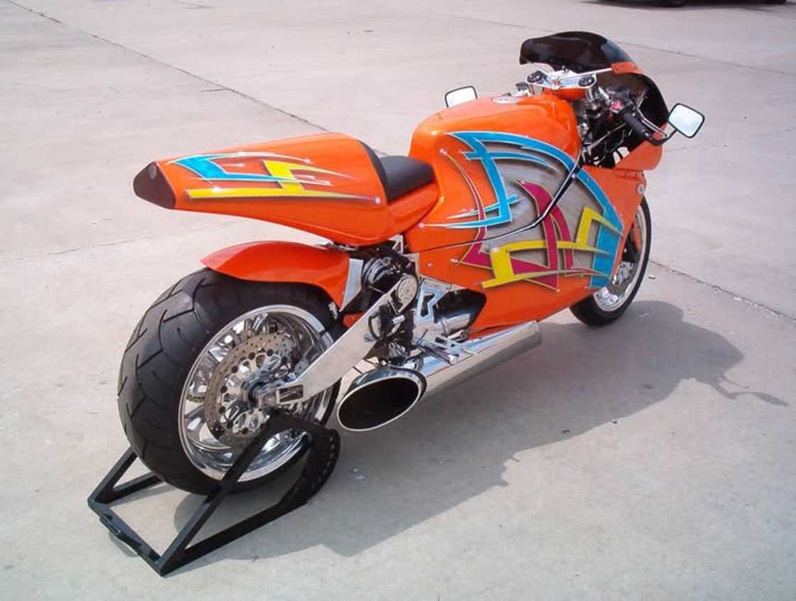 MTT Y2K Turbine Superbike