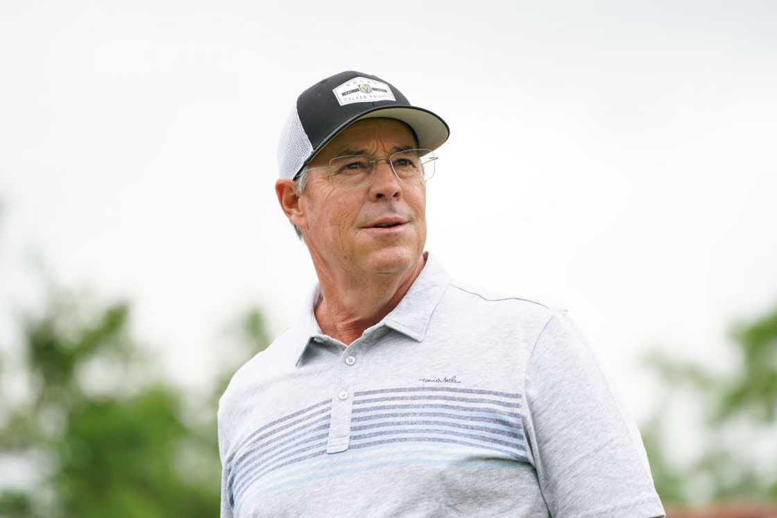 Greg Maddux looks on at Las Colinas Country Club