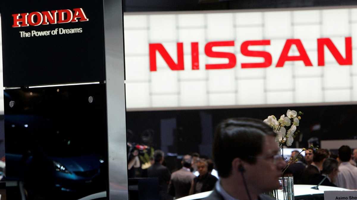 Japan's Honda and Nissan to begin merger talks: report