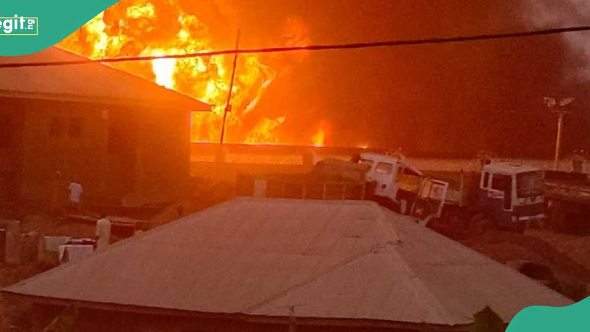 Fires Guts Popular Petrol Station in Ibadan, Videos Emerge