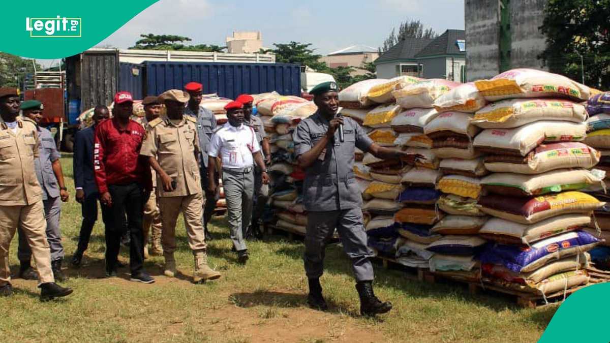 Nigeria Customs Intercepts 7 Trucks With Over 2000 Bags of Foreign Rice