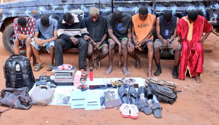 Dismissed Soldier, Seven Others Arrested In Enugu For Armed Robbery, Fraud