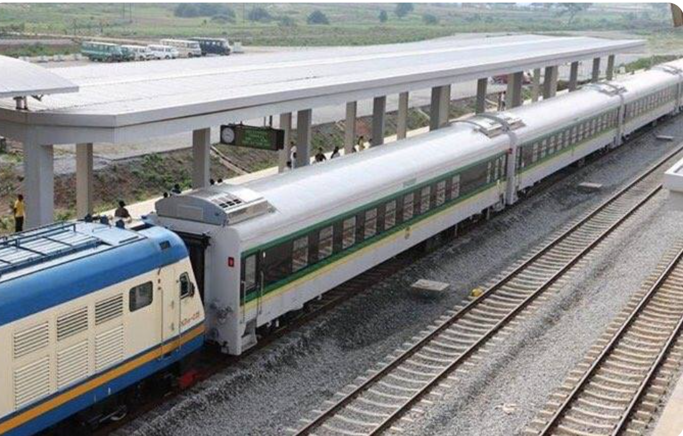 Driver narrowly escapes as train collides with rice-laden car in Lagos