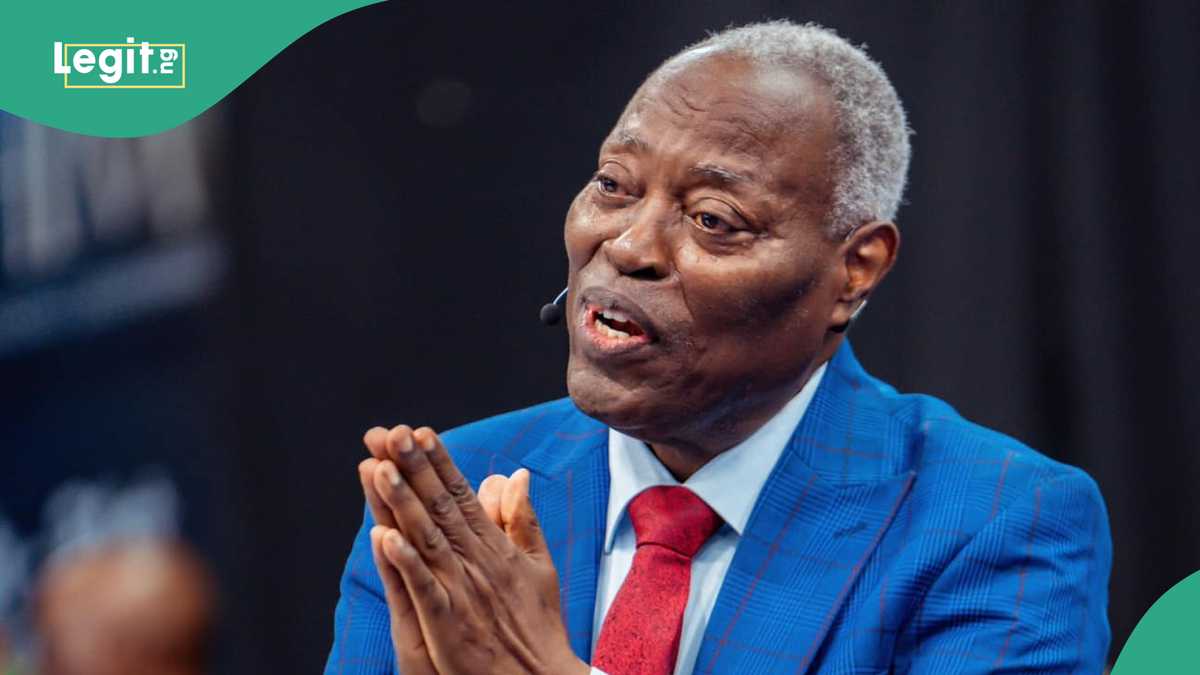 2025 Prophecies: Pastor Kumuyi Makes Prophetic Declarations, Video Surfaces