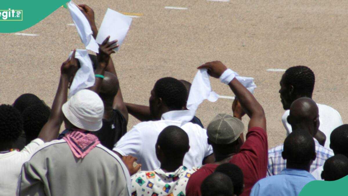 Protests Erupts as HND Graduates Challenge Their Removal from NYSC Scheme, Location Mentioned