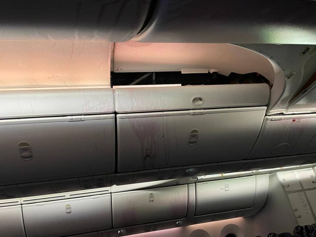 4 Passengers Injured As United Airlines Makes Emergency Landing In Lagos