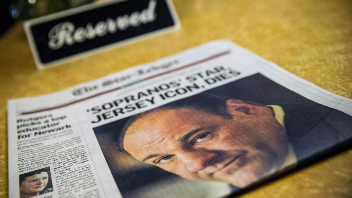 US newspaper popularized by 'The Sopranos' to cease printing