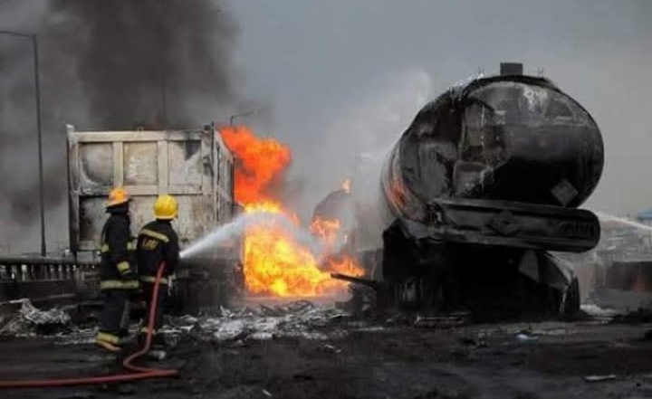 See video of Niger petrol tanker fire victims [WARNING: DISTURBING VIDEO ATTACHED]