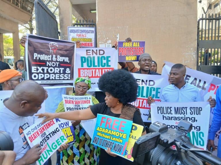 #EndBadGovernance Protesters Clash With Police, Demand Sowore’s Release