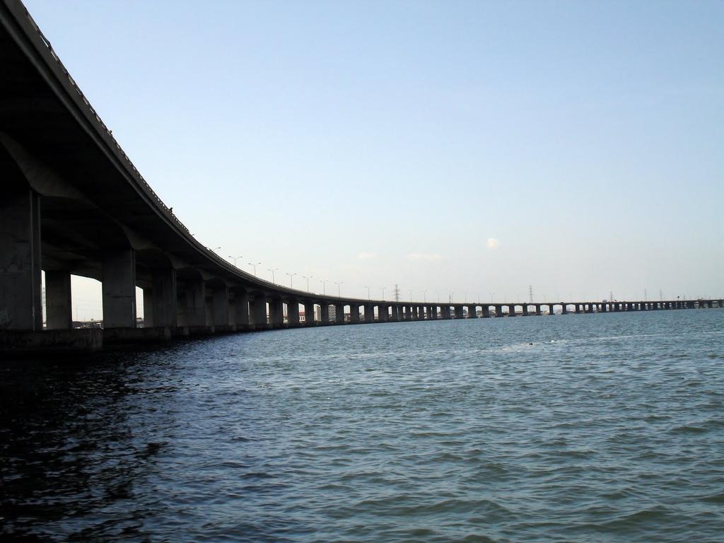 FG debunks rumour of Third Mainland Bridge shaking