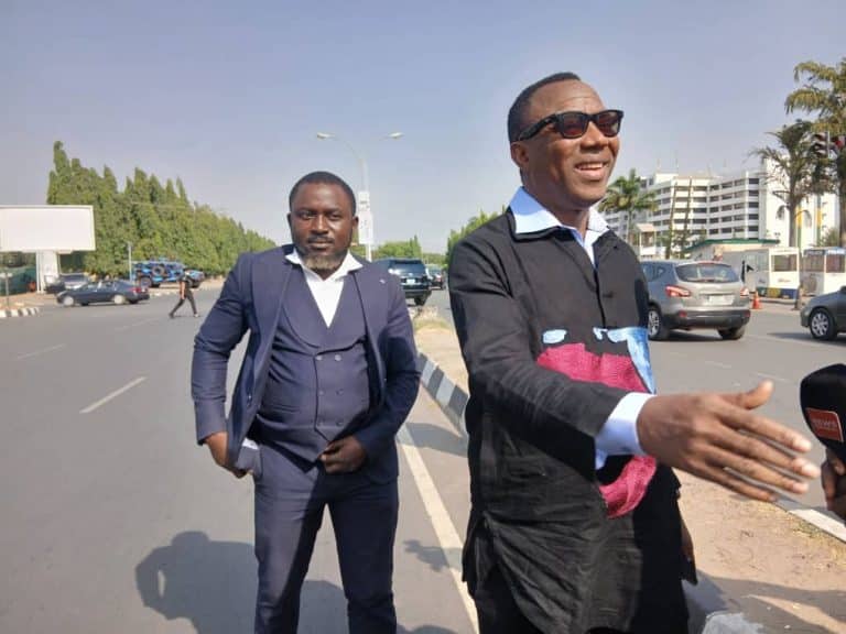 Sowore Arrives At Police Headquarters For Interrogation Over Extortion Allegations