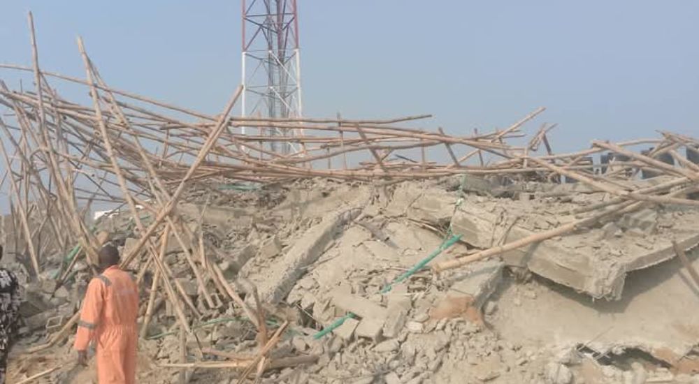 Two storey building collapse, kills one, Injures four in Lagos