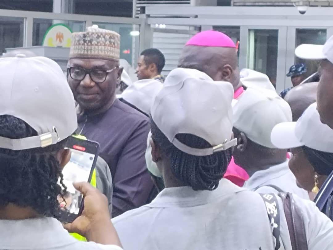 Kwara Gov Accompanies Christian Pilgrims To Lagos Airport