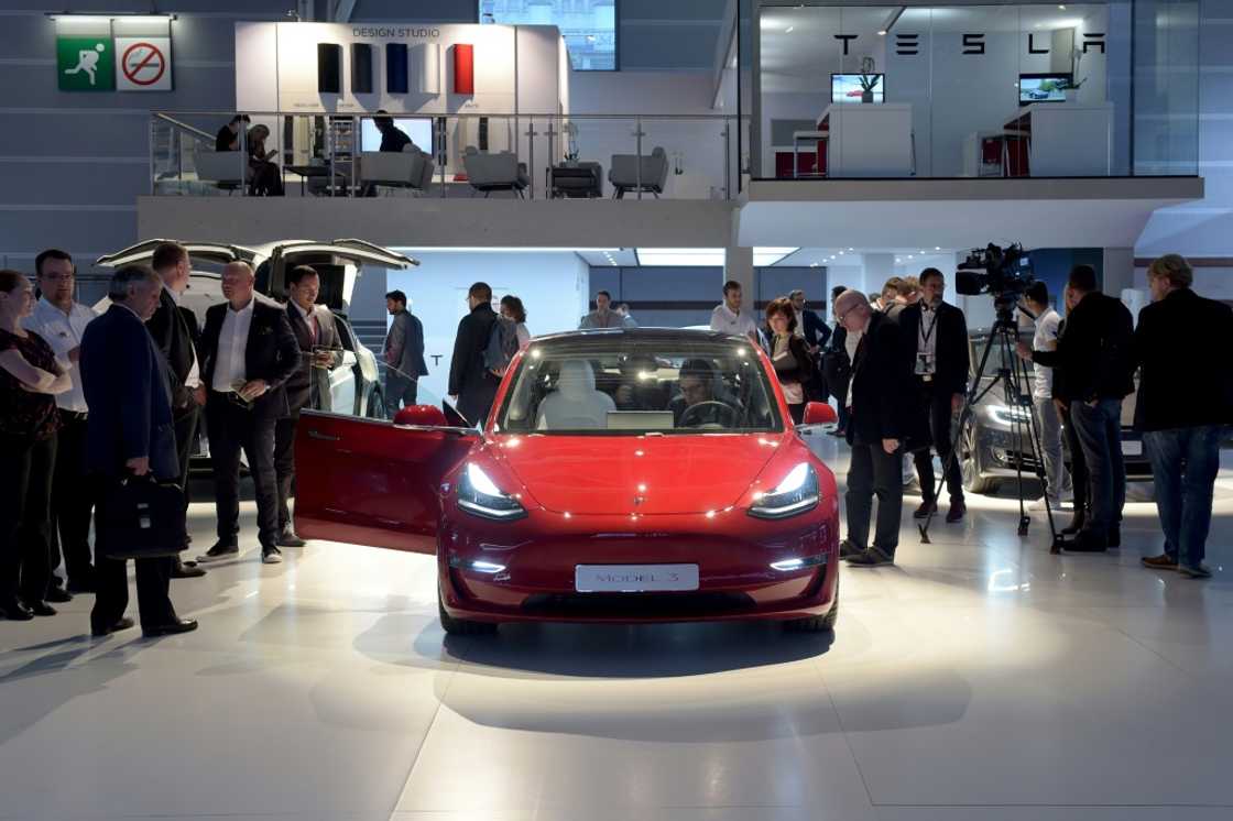 An online survey in Sweden showed men aged between 35 and 49 years old remain 'relatively positive' toward Tesla