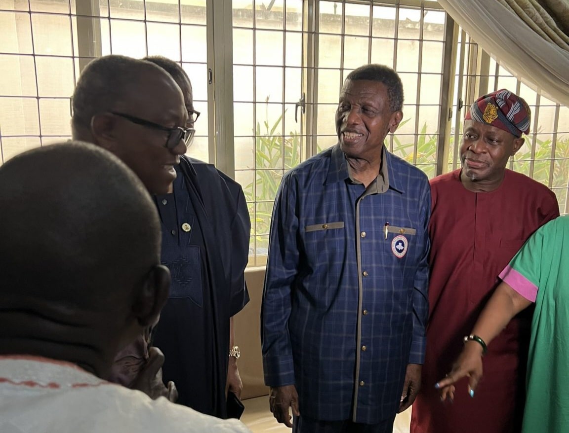 Photos: Peter Obi, Osinbajo, Adeboye visit late Pa Adebanjo’s residence