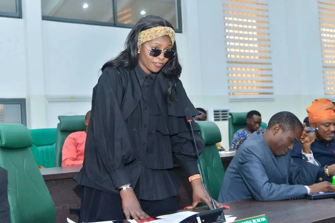 2Baba’s Wife-to-be Natasha Offers 150 JAMB Forms, Scholarships To Edo Students