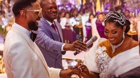 Fatoyinbo, Wife Renew Wedding Vow On 25th Marriage Anniversary