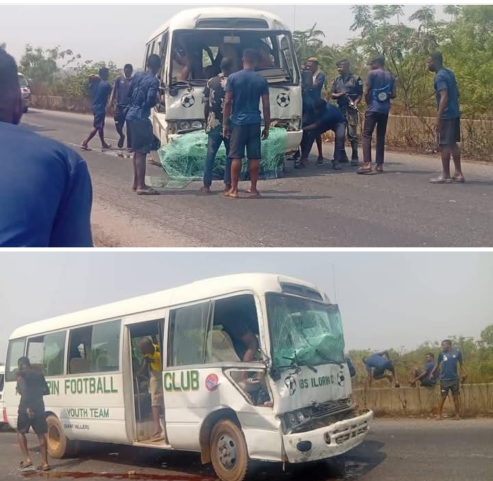 Many injured as ex-Senate president football team bus cras