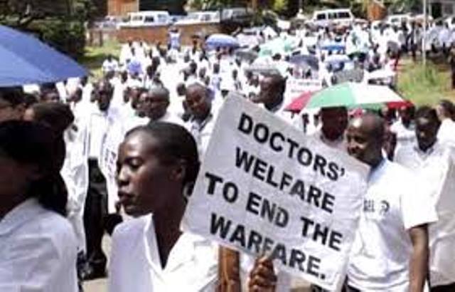 Protest Erupts At Lokoja Teaching Hospital As 272 Doctors Resign