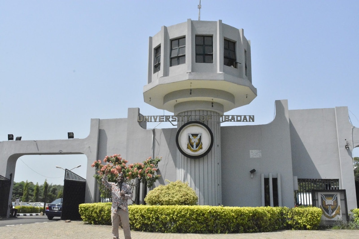 Robbers Raid UI's Female Hostel