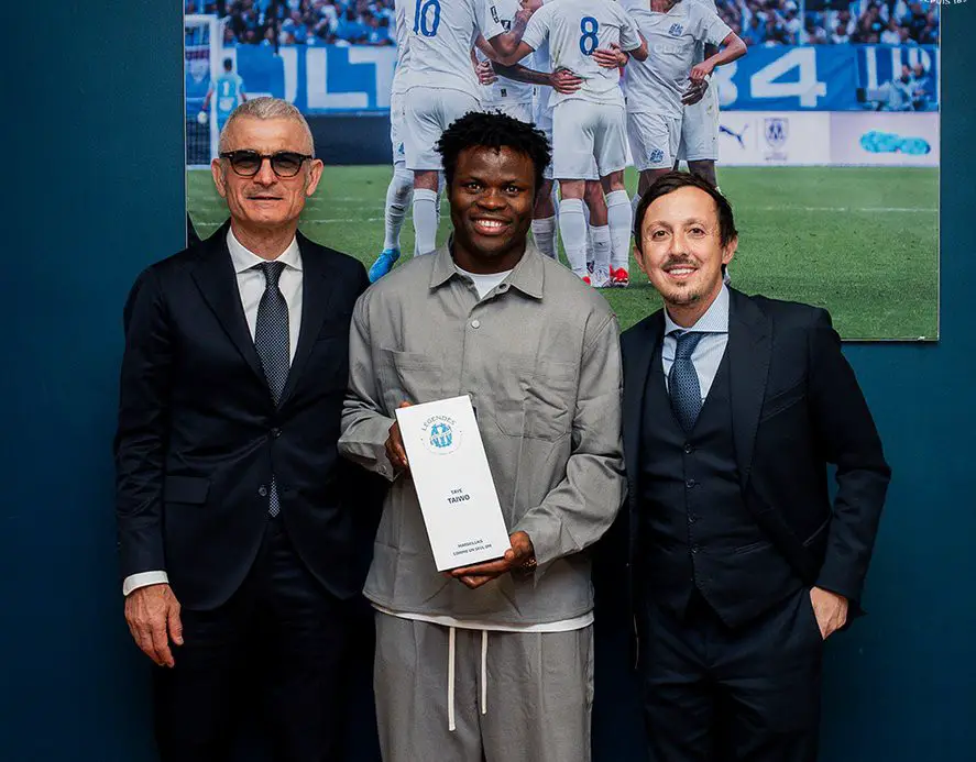 Taye Taiwo Inducted Into Marseille's Legends Club