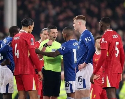 Van Dijk Questions Ref's Performance After Disappointing Draw Vs Everton