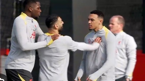 Salah, Alexander-Arnold Separated By Team-mates In Angry Training Incident