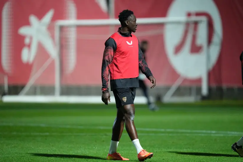 Sevilla Coach Provides Positive Injury Update On Adams